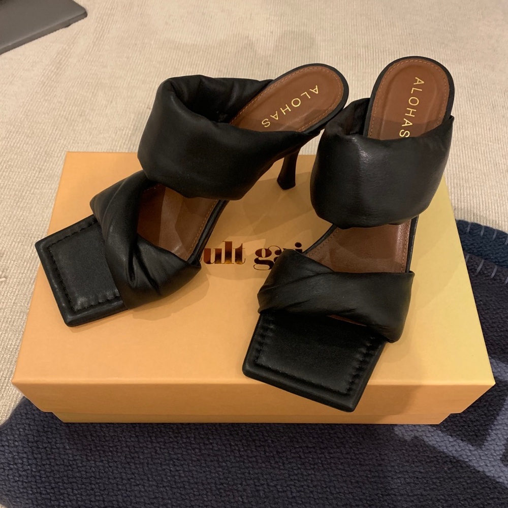 Black Squared Toe Heels